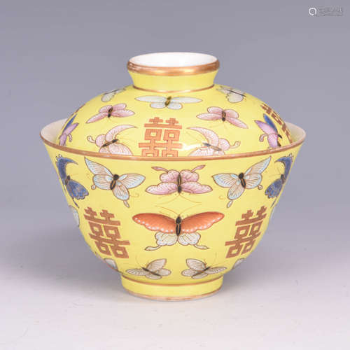 A Yellow Ground Flowers&Butterfly Pattern Porcelain Bowl with Cover