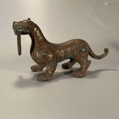 A Gold and Silver Inlaying Bronze Tiger Ornament