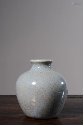 A BLUE AND WHITE JAR