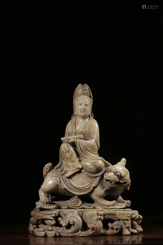 A SOAPSTONE FIGURE OF GUANYIN.QING PERIOD