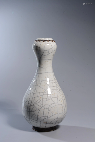 A FGE-TYPE VASE.QING PERIOD