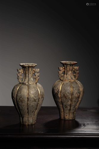 A PAIR OF GILT-SILVER VASES.TANG PERIOD