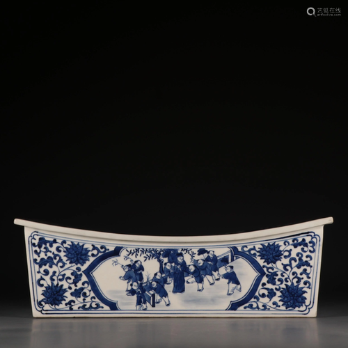 A BLUE AND WHITE PILLOW.MARK OF QIANLONG