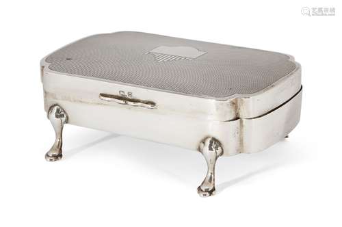 A silver trinket box, Birmingham, c.1938, Charles S Green & Co. Ltd., of rectangular form with