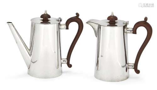 A pair of George V silver café-au-lait pots, Birmingham c.1933, A E Poston & Co Ltd, both of