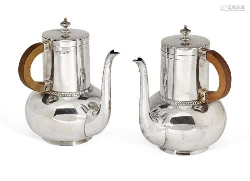 A Scottish silver café-au-lait pair, Edinburgh, c.1915, Brook & Son, with globular bases to