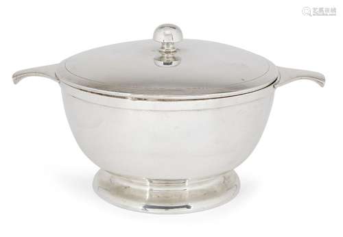 A silver soup tureen, Sheffield, c.1934, Viner's Ltd., of plain, circular form with twin handles and