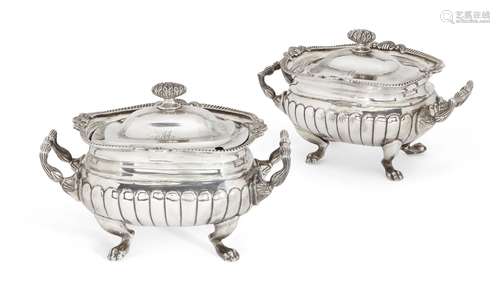 A pair of George III Scottish silver sauce tureens, Edinburgh, c.1809, George Fenwick, of shaped