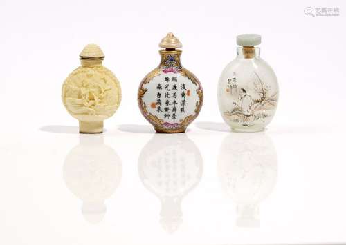 A group of three Chinese snuff bottles, 20th century, comprising; a porcelain bottle,