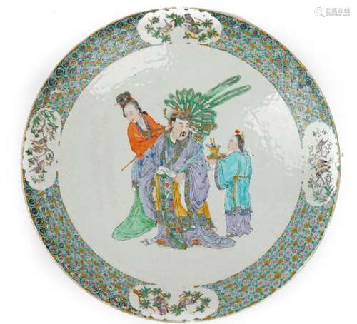 A large Chinese porcelain dish, late 19th century,