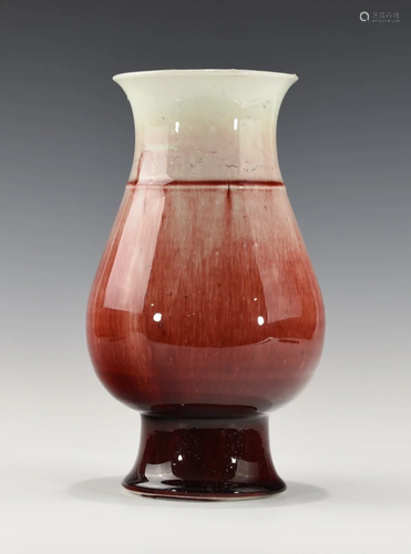 A CHINESE LANGYAO PEAR-SHAPED VASE 18TH/19TH CEN…