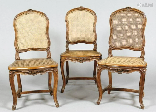 GROUP OF CHAIRS