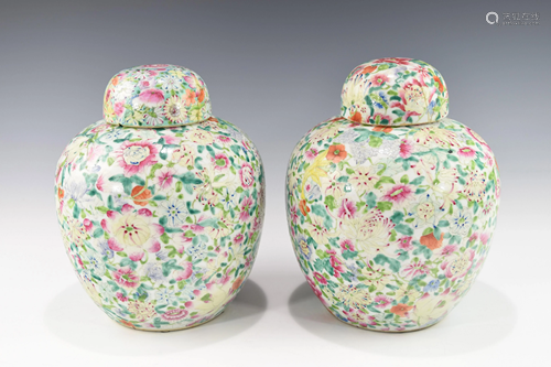 A PAIR OF LARGE CHINESE FAMILLE ROSE MILLEFLEURS…