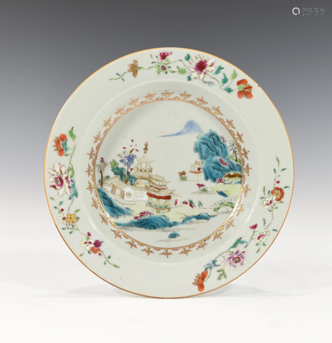 A CHINESE FAMILLE ROSE DISH, 18TH CENTURY