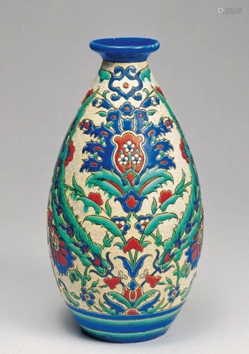 A CERRAMIC VASE