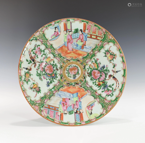 A LARGE CHINESE ROSE MEDALLION PLATE, 19TH CENTURY