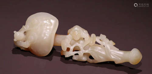 HETIAN JADE CARVED RUYI SCEPTER