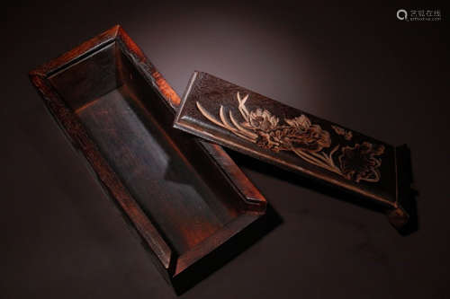 WOOD CARVED FLORAL PATTERN BOX