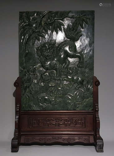 HETIAN SPNIACH GREEN JADE LIONS PATTERN SCREEN