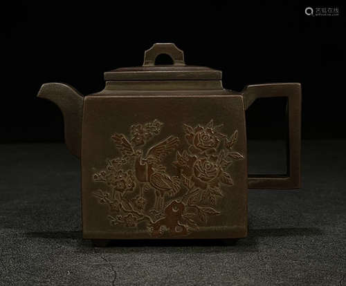 ZHOU JISHAN ZISHA CARVED POT