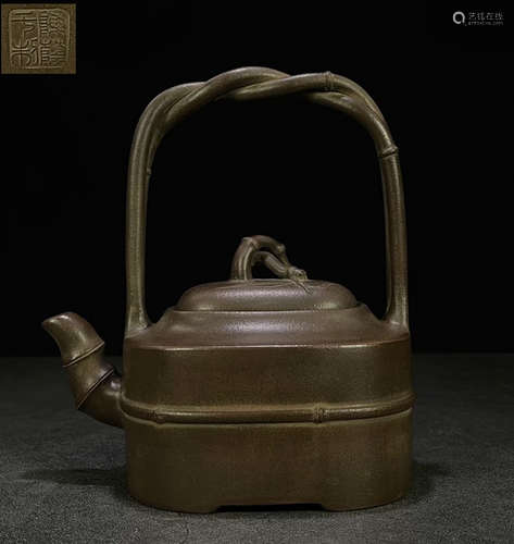 CHEN MENGQIAN ZISHA CARVED POT