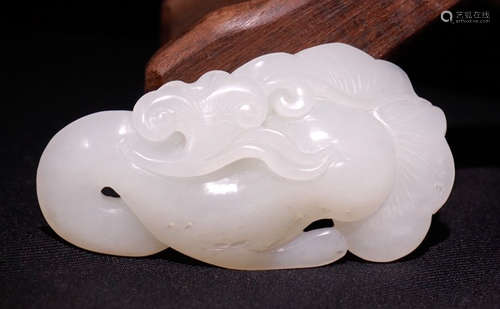 HETIAN JADE CARVED RUYI PENDANT