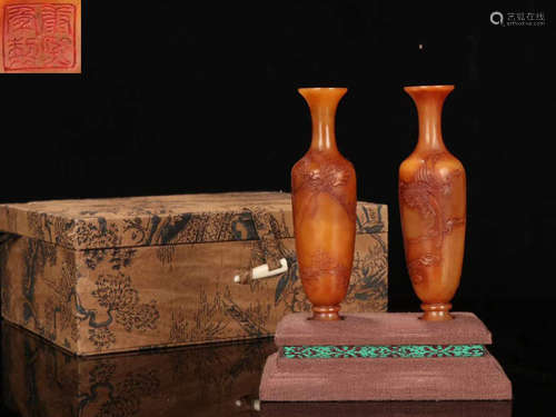 PAIR OF TIANHUANG STONE CARVED VASE