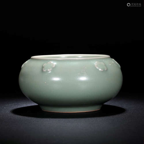 A Celadon-Glazed Lotus Pattern Porcelain Water Pot