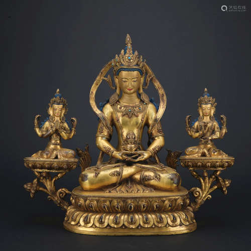 A Gilt-bronze Statue of Amitayus Buddha