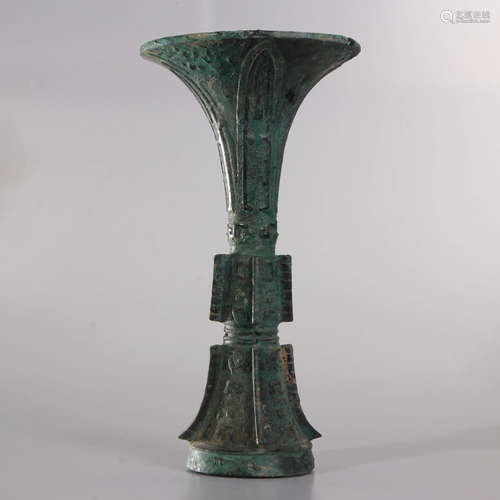 A Beast Pattern Bronze Beaker Vase