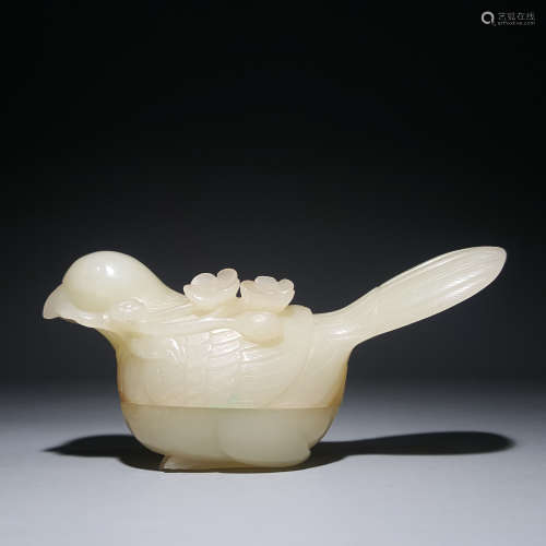 A BIRD SHAPE CHINESE HETIAN JADE BOX WITH COVER