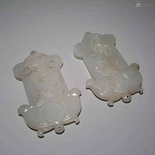 A PAIR OF CHINESE HETIAN JADE TOKEN