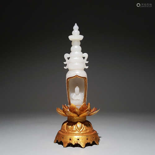 A CHINESE HETIAN JADE WITH SLIVER GILT; PAGODA