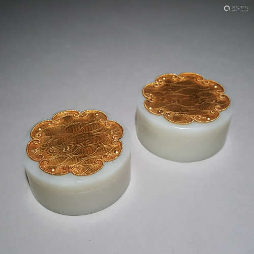 A PAIR OF CHINESE HETIAN JADE CASE WITH SILVER GILTED COVER WITH CAVINGS OF MANDARIN DUCKS.