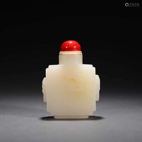 A Beast Ears White Jade Square Snuff Bottle