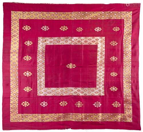 AN INDIAN SILK BROCADE 19TH-20TH CENTURY