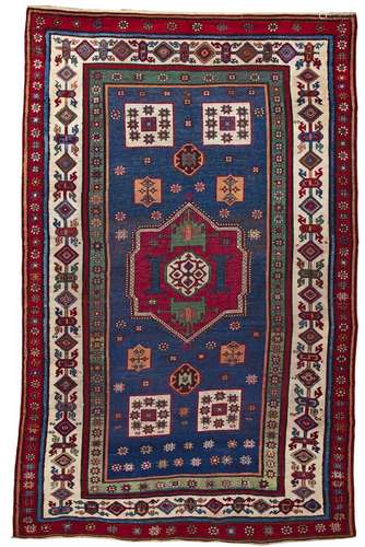 AN EARLY ANATOLIAN KAGIZMAN RUG, 18TH CENTURY