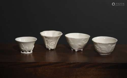 四个不同形状的酒杯中国，德化，清代，17-18世纪单色瓷器