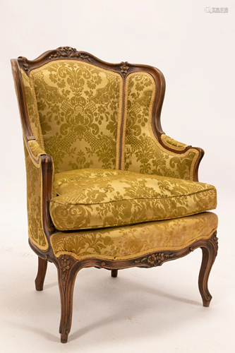 LOUIS XV STYLE CARVED WALNUT CHAIR C 1920 H 38