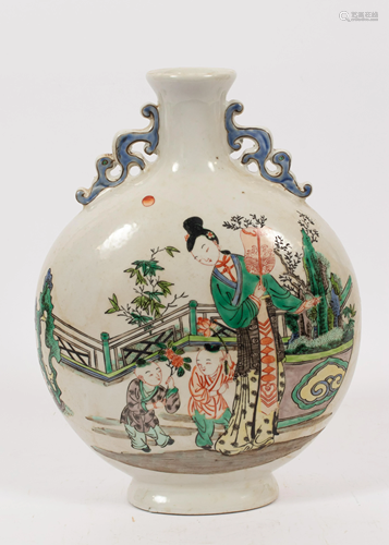 CHINESE KANGXI-STYLE PORCELAIN WUCAI FLASK VASE, H …