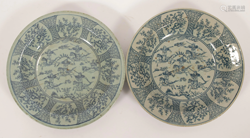 CHINESE BLUE AND WHITE PORCELAIN PLATES, PAIR, DIA 13