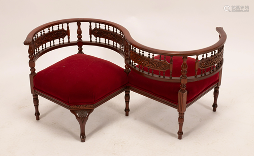 EDWARDIAN MAHOGANY TETE A TETE C 1900 H 23