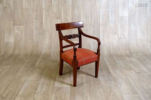 Fauteuil d’enfant.