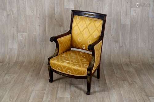 Fauteuil d’époque Empire.