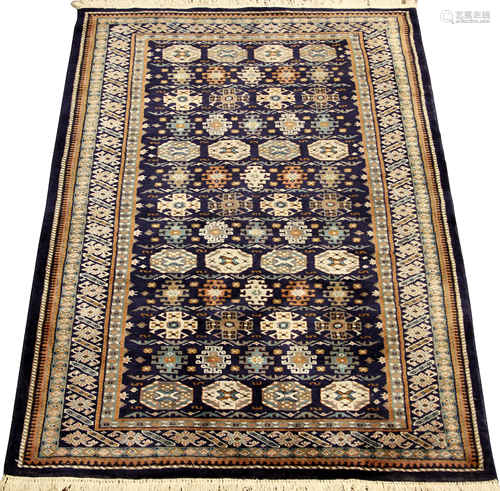 PAKISTAN HAND WOVEN RUG W 4'3