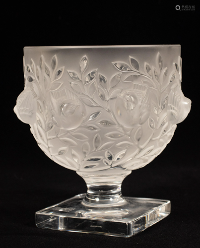 LALIQUE VASE, 