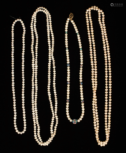 BAROQUE PEARLS NECKLACES, FOUR L 22