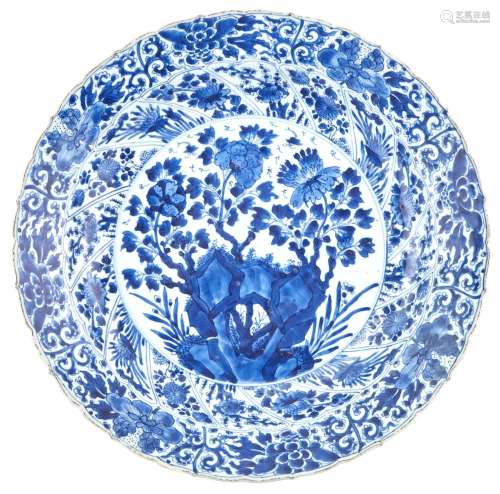 A Chinese Blue and White Porcelain Kraak Dish