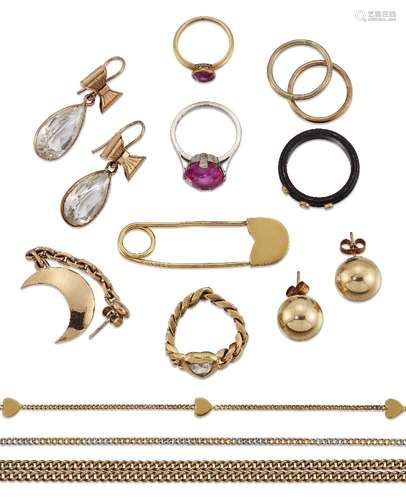 A group of miscellaneous jewellery and fittings, including: an Edwardian gold curb-link guard chain,