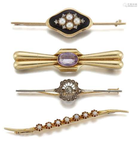 Four brooches, comprising: a reeded bow with central oval amethyst collet, length 5.7cm; a 19th